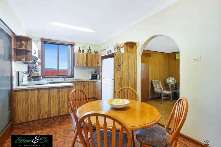 Fourth view of Homely house listing, 16 Arnold Crescent, Lake Heights NSW 2502