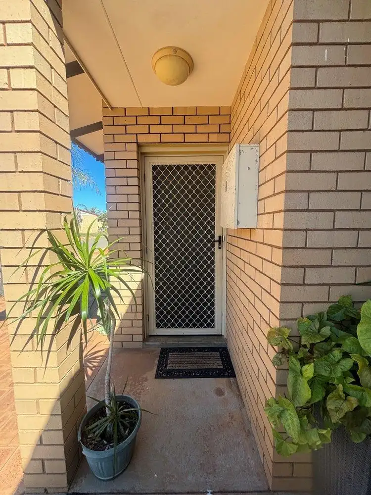 2/19 Marmion Street