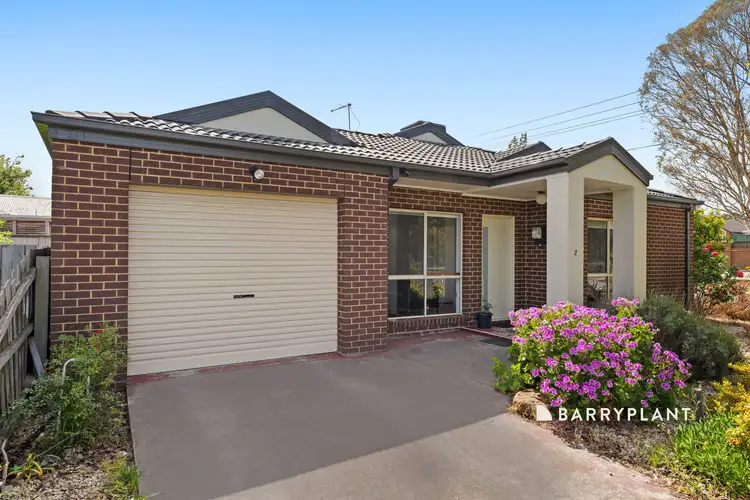 2 Prunus Grove, Doveton VIC 3177