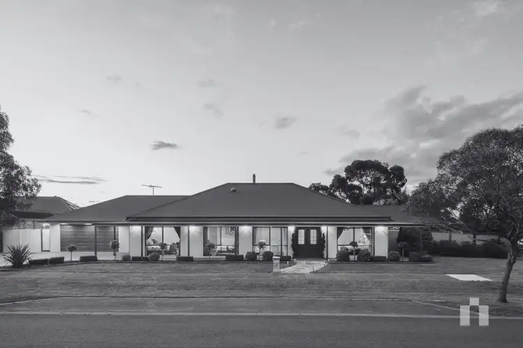 37 Hazel Glen Drive, Doreen VIC 3754