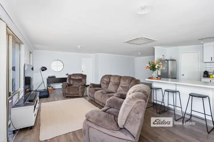 Fifth view of Homely house listing, 8 Drosera Cross, Glen Iris WA 6230