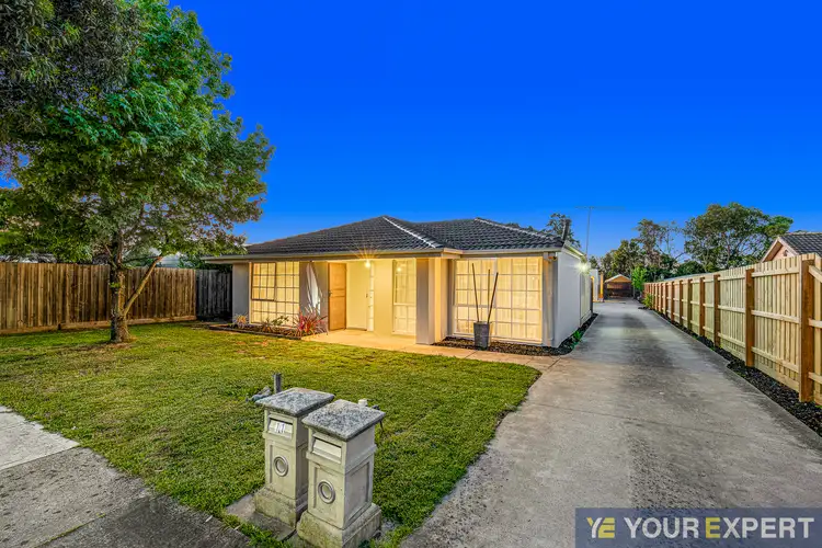 11&11A Willow Drive
