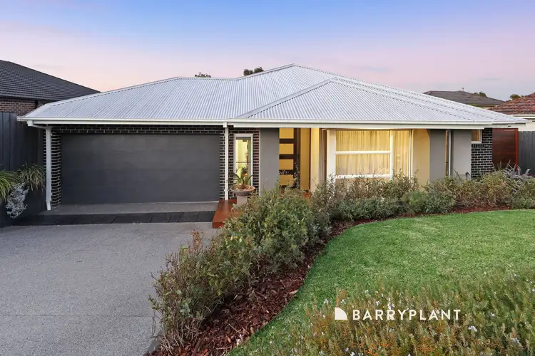 Main view of Homely house listing, 21 Whiton Street, Mount Waverley VIC 3149