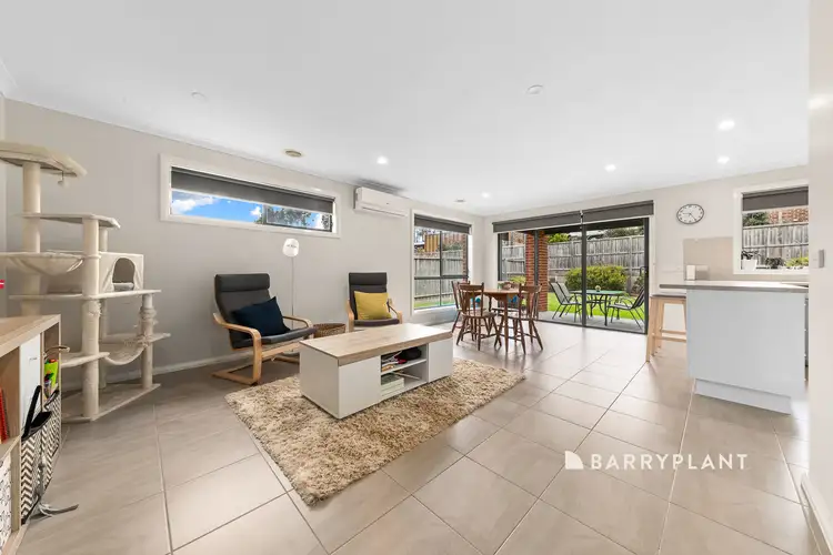 Third view of Homely house listing, 2 Chaucer Way, Drouin VIC 3818