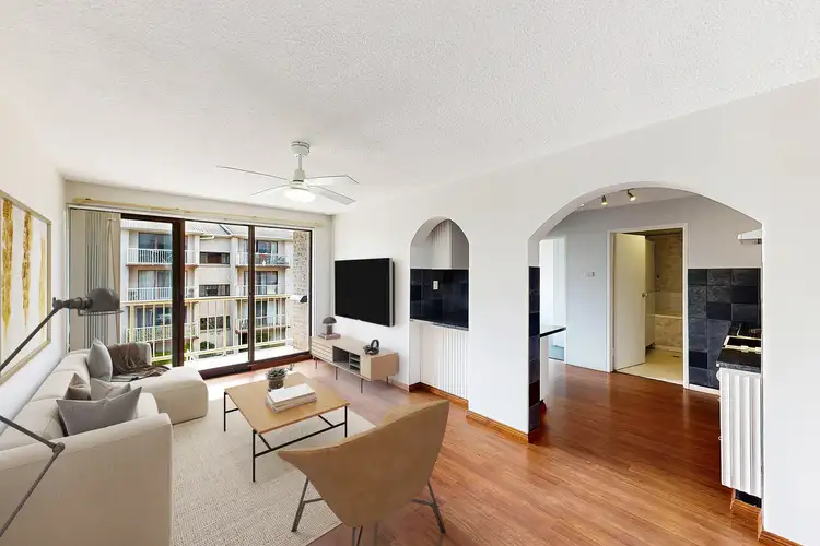 43/5 Crest Road