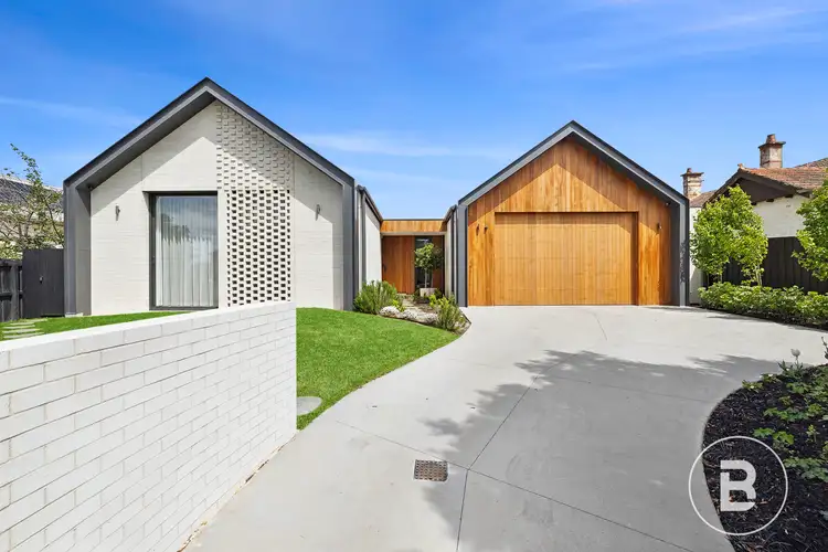 25-27 Burnbank Street, Lake Wendouree VIC 3350