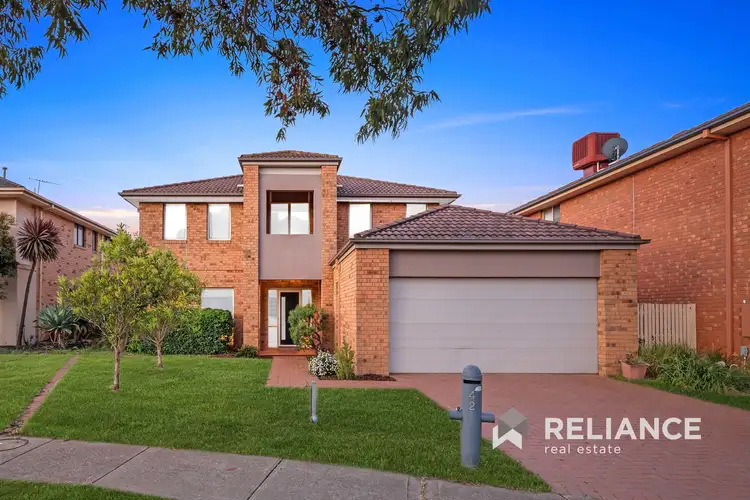 42 Lincolnheath Boulevard, Point Cook VIC 3030