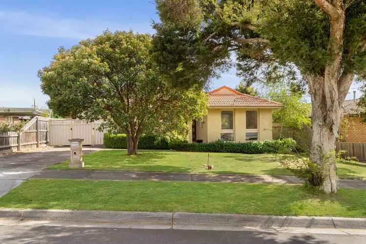 18 Fraser Court, Sunbury VIC 3429