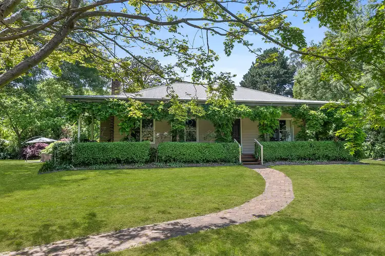 23 Sullivan Road, Burradoo NSW 2576