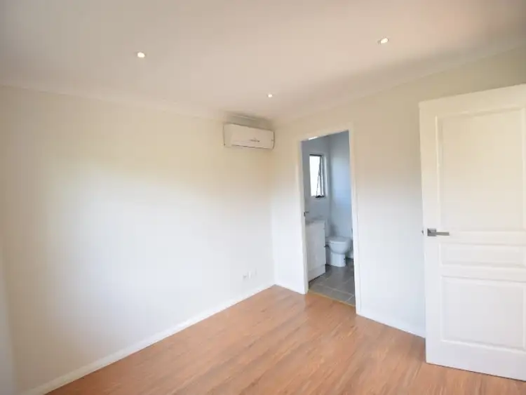 Third view of Homely house listing, 2/31 Beverley Cresent, Marsfield NSW 2122
