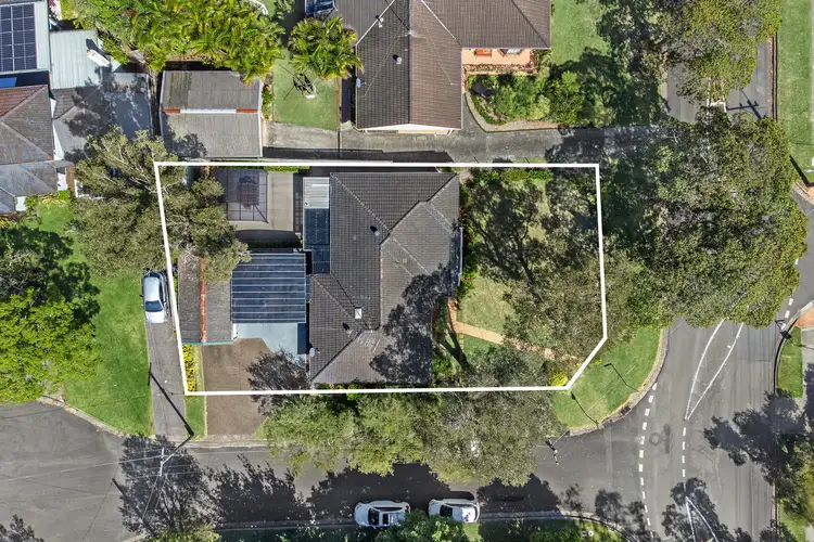 Second view of Homely house listing, 9 Vineyard Street, Mona Vale NSW 2103