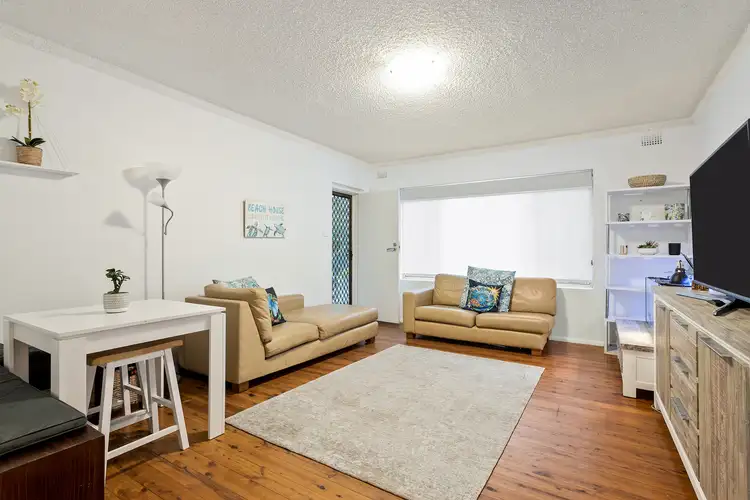 Fourth view of Homely unit listing, 5/8 Peterborough Avenue, Lake Illawarra NSW 2528