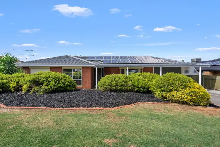 17 Fastnet Court, Hallett Cove SA 5158