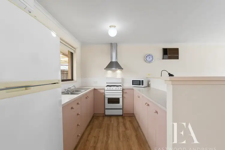 Sixth view of Homely unit listing, 6/106 - 110 Townsend Road, St Albans Park VIC 3219