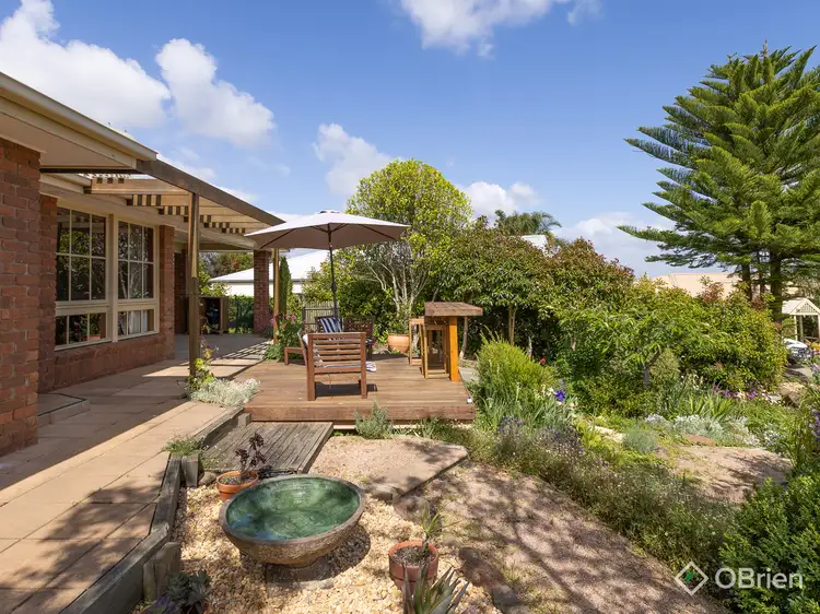 Second view of Homely house listing, 11 Llewelyn Court, Bairnsdale VIC 3875