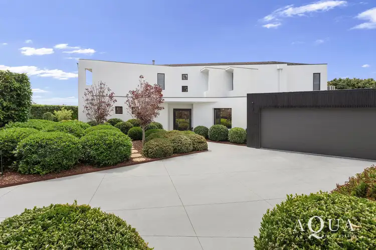 3 Watts Crescent, Mount Eliza VIC 3930