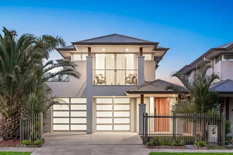 9 Hawkesbury Way, West Lakes Shore SA 5020