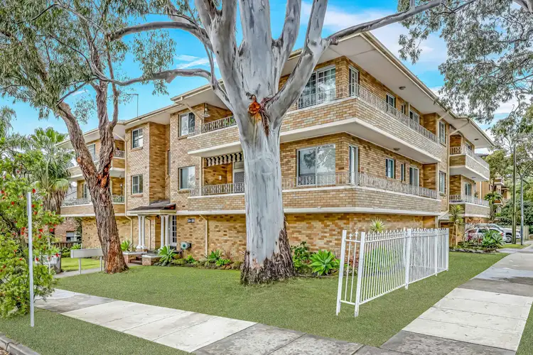 3/34-36 Shaftesbury Street, Carlton NSW 2218