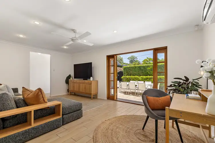 14 Juanita Grove, Springwood QLD 4127