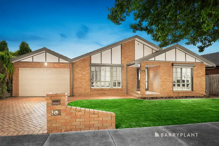 13 Fenech Close, Mill Park VIC 3082