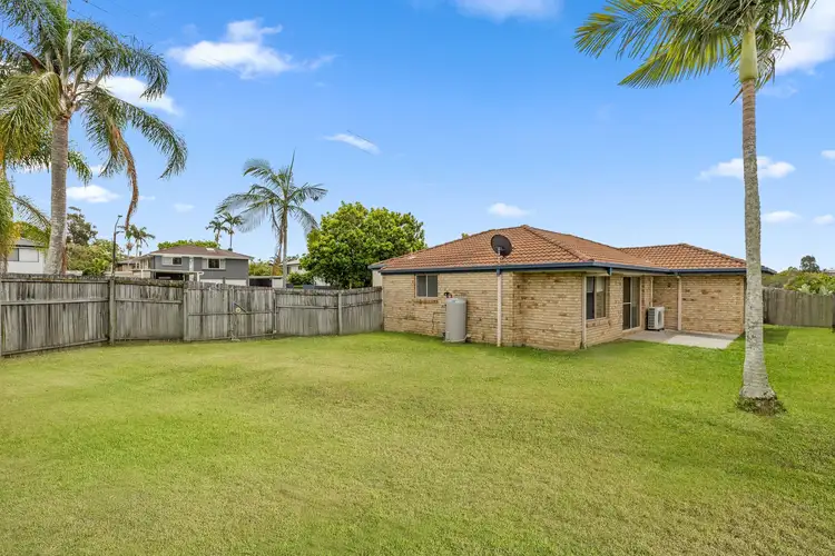36 School Road, Wynnum West QLD 4178