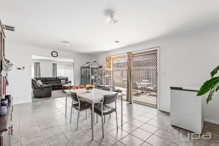 Sixth view of Homely house listing, 7 Xavier Court, Werribee VIC 3030