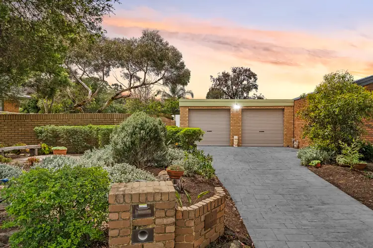 12 Belair Court, Taylors Lakes VIC 3038