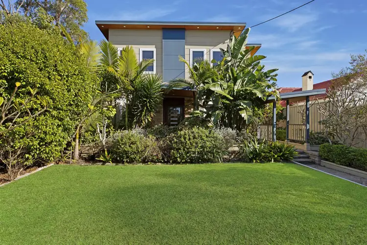 25 Sydney Avenue, Umina Beach NSW 2257