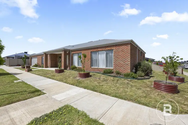9 Wedge Tail Drive, Winter Valley VIC 3358
