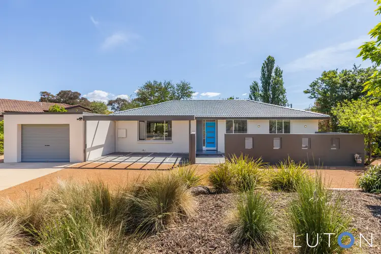 68 Calder Crescent, Holder ACT 2611