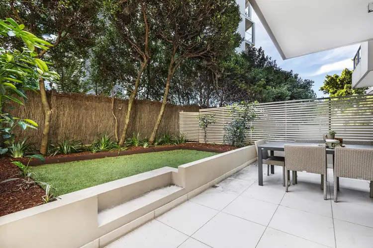2/11 Waverley Crescent, Bondi Junction NSW 2022