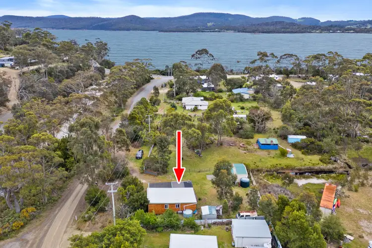 5 Wades Road, White Beach TAS 7184