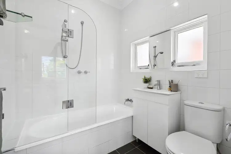 Sixth view of Homely apartment listing, 4/33 Wills Road, Woolooware NSW 2230