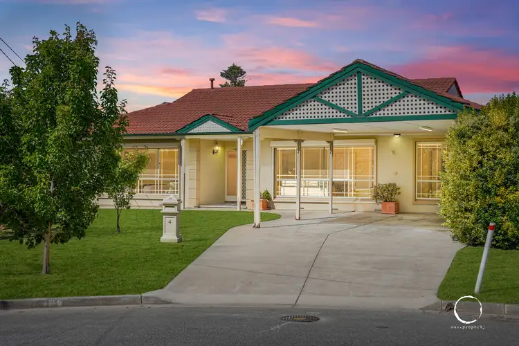 4 Nerida Court