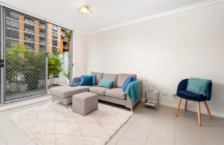 Third view of Homely apartment listing, 1/25 Orara Street, Waitara NSW 2077