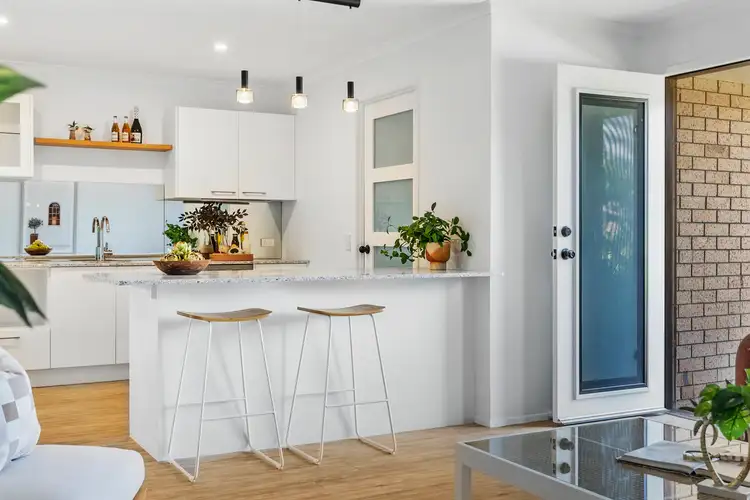 Fifth view of Homely semi-detached listing, 2/5 Elm Court, Labrador QLD 4215