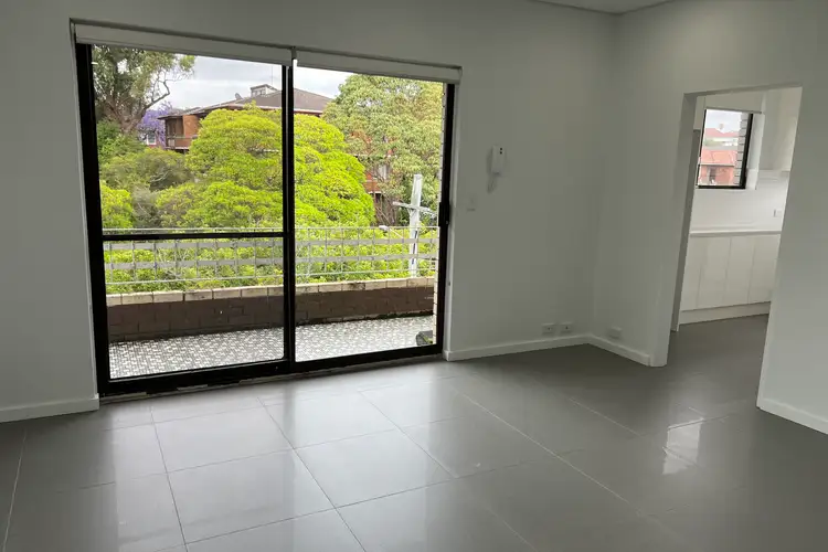 9/15 King Edwards Street