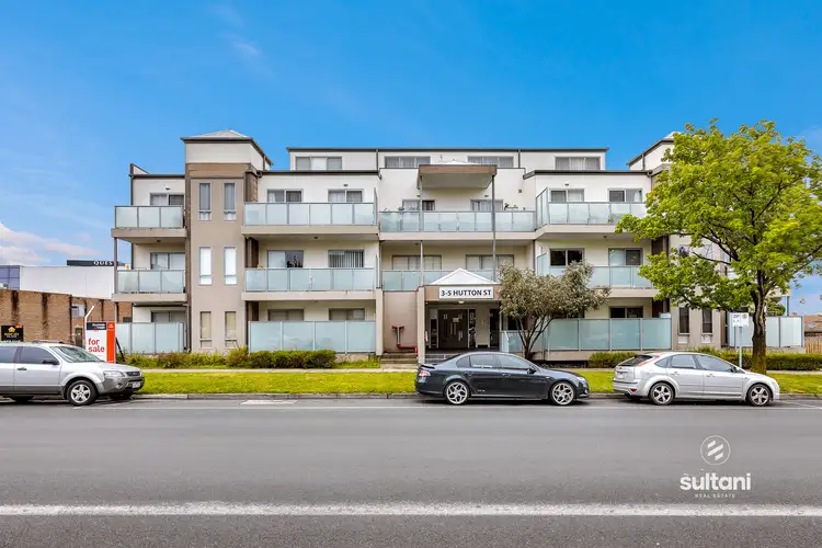 Main view of Homely unit listing, 1/3-5 Hutton Street, Dandenong VIC 3175
