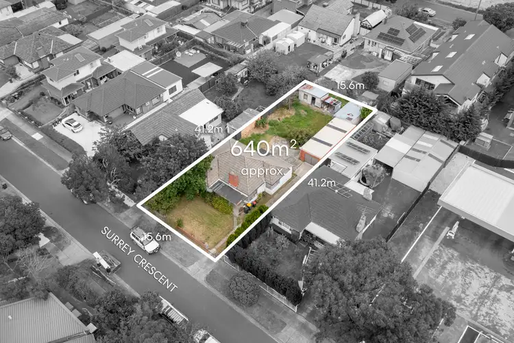 Second view of Homely house listing, 5 Surrey Crescent, Oakleigh East VIC 3166