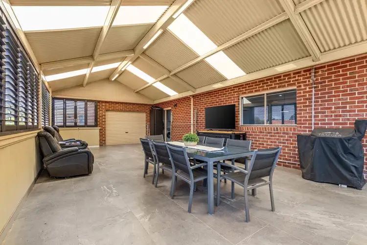 Sixth view of Homely house listing, 8 Windsor Rise, Sunbury VIC 3429