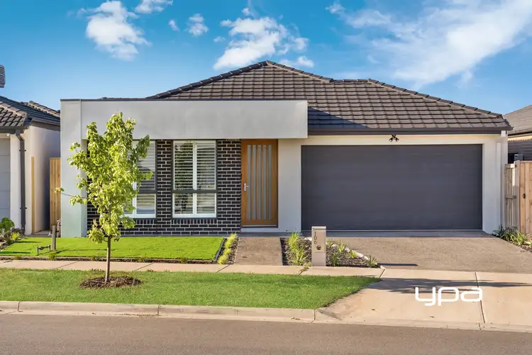 106 Lollipop Crescent, Sunbury VIC 3429