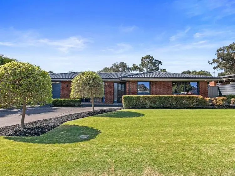 7 Powell Street