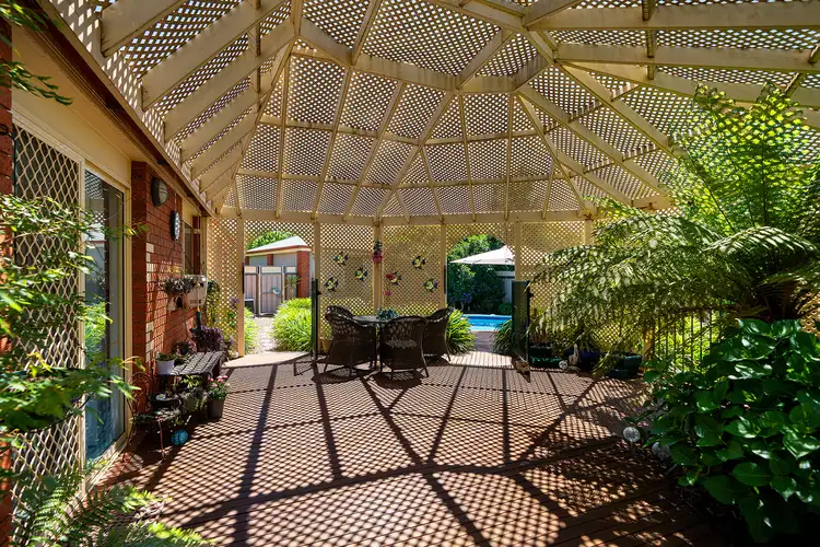Fifth view of Homely house listing, 2 Parkview Close, Castlemaine VIC 3450