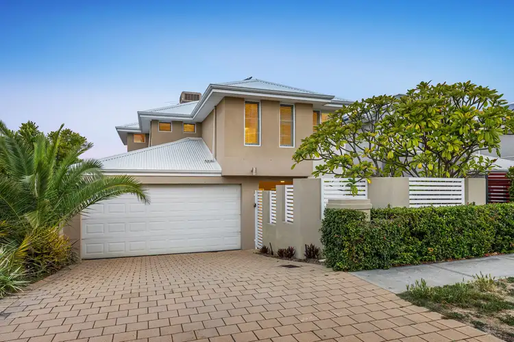 62 Francis Avenue, Karrinyup WA 6018