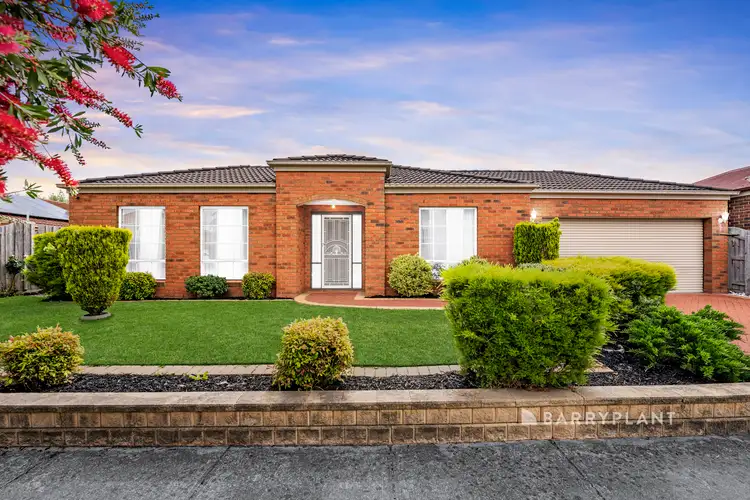 7 Glenisla Way, Berwick VIC 3806