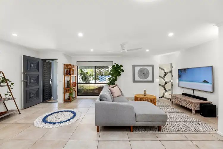 2/95 Christine Ave, Burleigh Waters QLD 4220