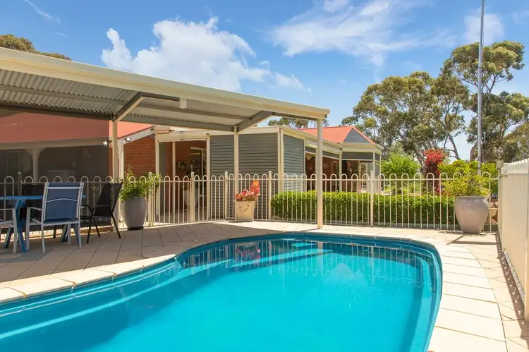 1 March Court, Clare SA 5453