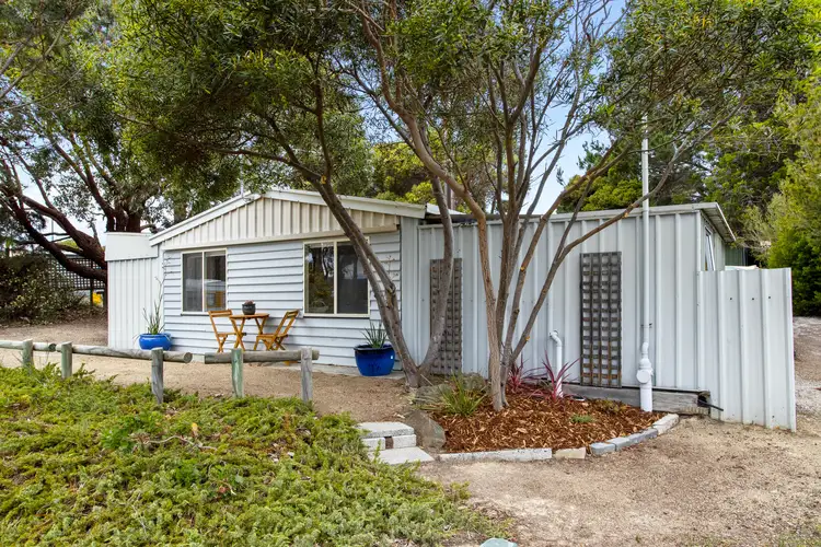 27 Fox Avenue, White Beach TAS 7184