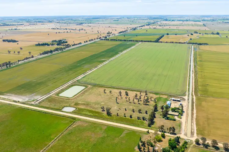 87 Pine Lodge Road, Tocumwal NSW 2714