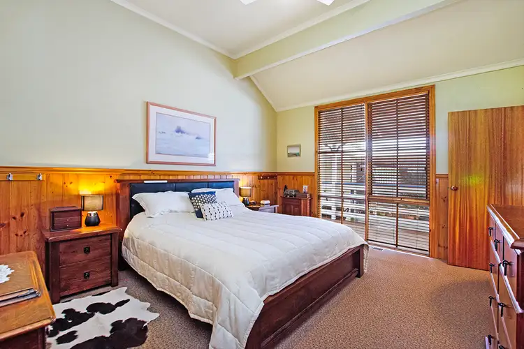 Sixth view of Homely house listing, 15 Bellara Court, Portland VIC 3305